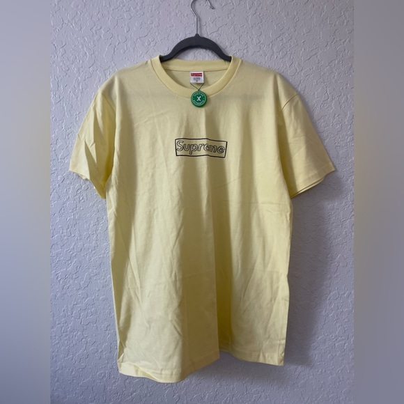 Supreme KAWS Chalk Yellow Mens Med Shirt - Picture 2 of 3